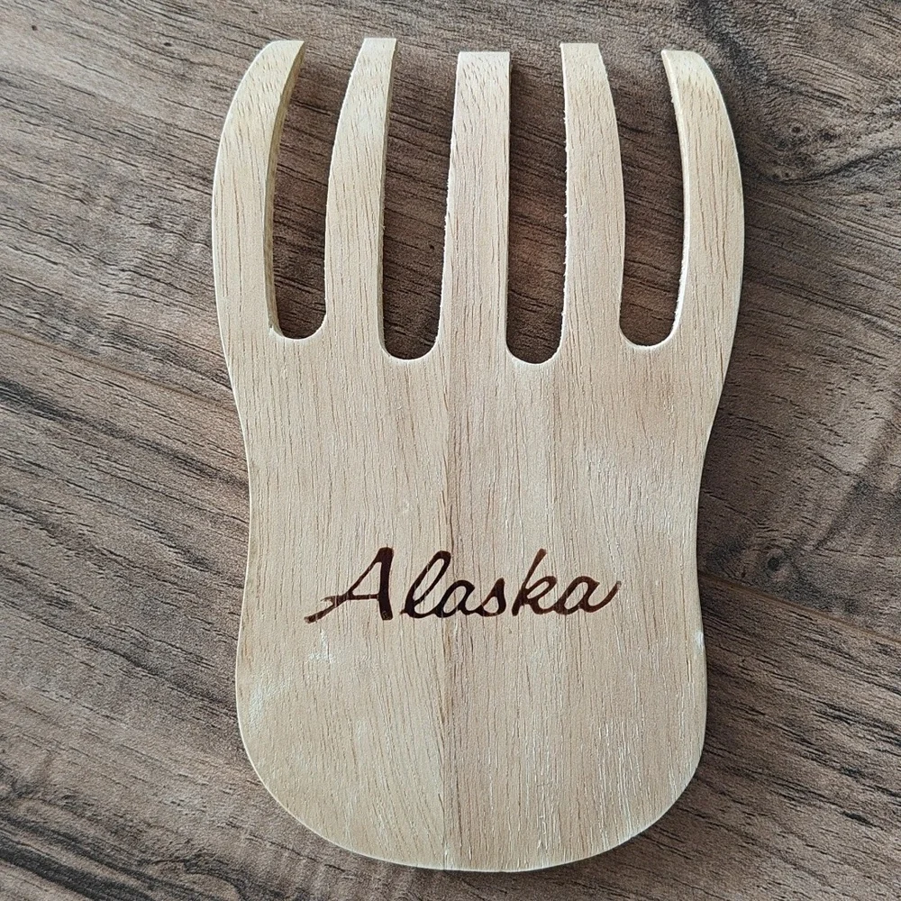 EUC Alaska Salad/Pasta Claws